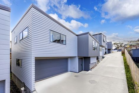 Photo of property in 32c Gulf View Road, Murrays Bay, Auckland, 0630