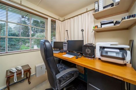 Photo of property in 68 Parsons Street, Frankleigh Park, New Plymouth, 4310