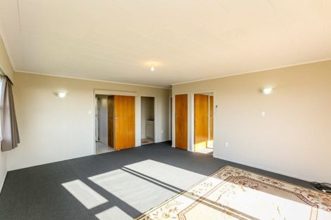 Photo of property in 31/1 Findlay Street, Moturoa, New Plymouth, 4310