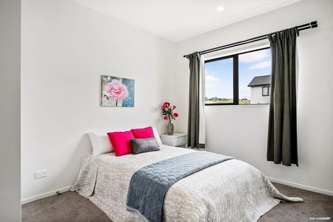 Photo of property in 28b Goodfellow Lane, Flat Bush, Auckland, 2019