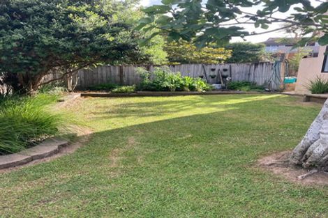 Photo of property in 1/57 Litten Road, Cockle Bay, Auckland, 2014