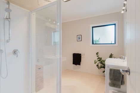 Photo of property in 30 Charles Cross Street, Longburn, Palmerston North, 4412