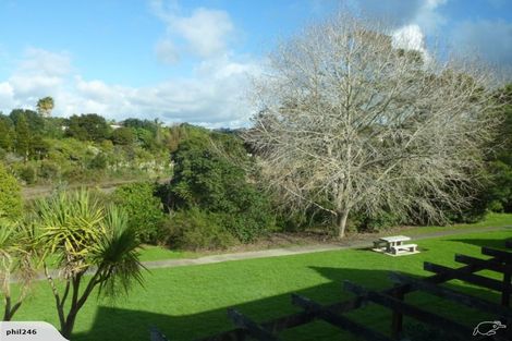 Photo of property in 9q Clearwater Cove, West Harbour, Auckland, 0618