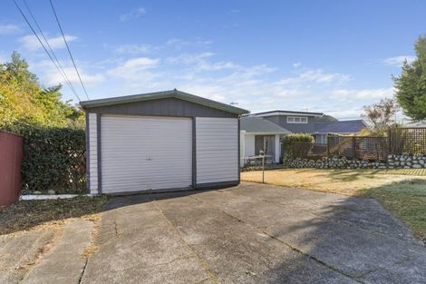 Photo of property in 6 Kaitawa Crescent, Paraparaumu, 5032