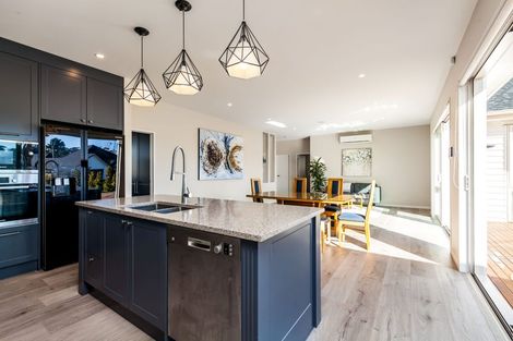 Photo of property in 194 Harris Drive, Silverdale, 0932