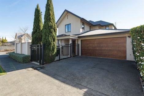 Photo of property in 2 Westburn Terrace, Burnside, Christchurch, 8041