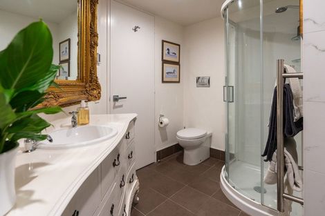 Photo of property in Highwic, 13/32 Hobson Street, Thorndon, Wellington, 6011