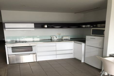 Photo of property in St Paul Apartments, 9e/4 Saint Paul Street, Auckland Central, Auckland, 1010