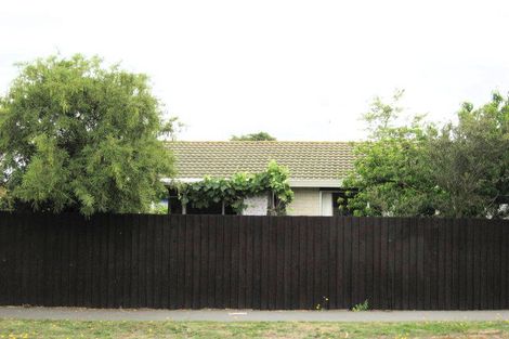 Photo of property in 6 Kuaka Crescent, Bromley, Christchurch, 8062