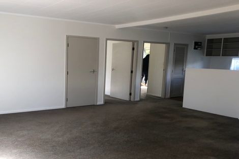 Photo of property in 2/20 Sheridan Drive, New Lynn, Auckland, 0600