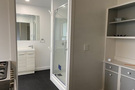 Photo of property in 4 Shoal Bay Road, Devonport, Auckland, 0624