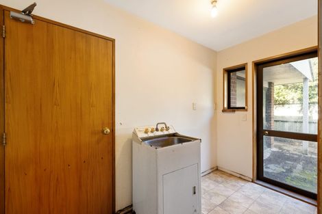 Photo of property in 13 Broadfell Avenue, Avonhead, Christchurch, 8042