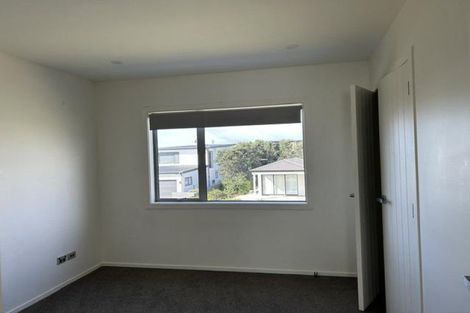 Photo of property in 12 Matariki Street, Omaha, 0986