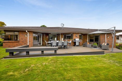 Photo of property in 3b Larsen Place, Merrilands, New Plymouth, 4312