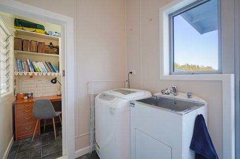 Photo of property in 81 Gerrard Road, Winton, 9783