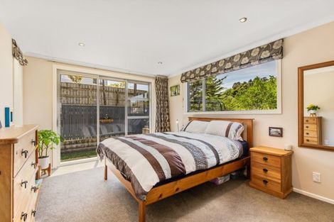 Photo of property in 43 Cedar Street, Maungaraki, Lower Hutt, 5010