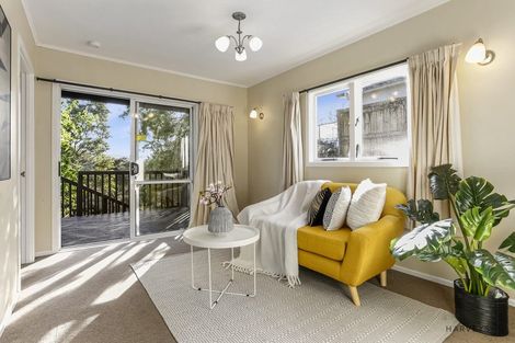 Photo of property in 121 Captain Scott Road, Glen Eden, Auckland, 0602