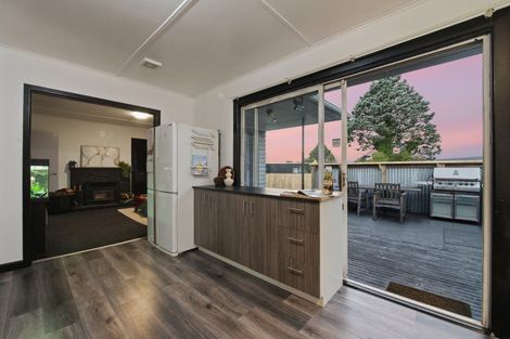 Photo of property in 3 Liane Place, Mangakakahi, Rotorua, 3015