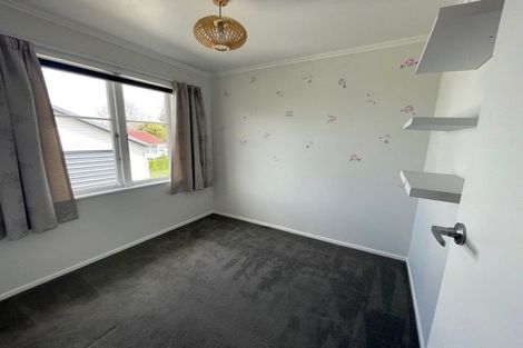 Photo of property in 60 St Leonards Road, Kelston, Auckland, 0602