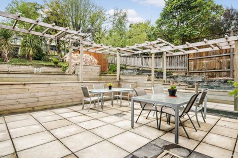 Photo of property in 7 Wyoming Avenue, Murrays Bay, Auckland, 0630