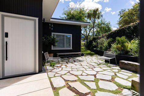 Photo of property in 18 Hastings Road, Mairangi Bay, Auckland, 0630