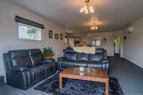 Photo of property in 16 Grasmere Street, Waimataitai, Timaru, 7910