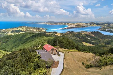 Photo of property in 197 Rodney Road, Whangateau, 0985