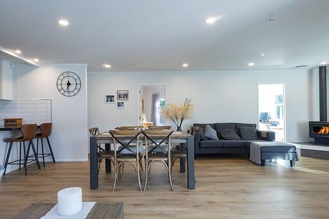 Photo of property in 4 Bethells Road, Waitakere, Auckland, 0816