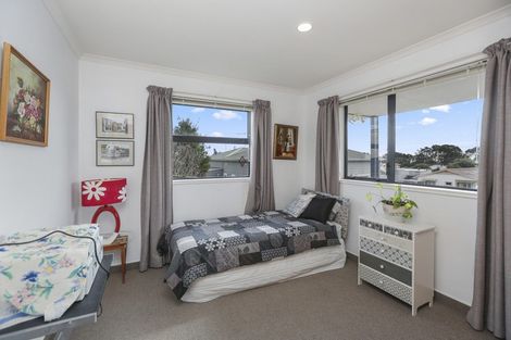 Photo of property in 2/75 Hine Street, New Plymouth, 4310