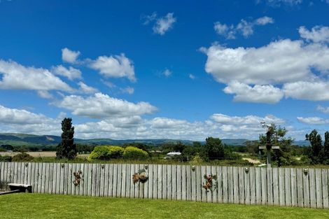 Photo of property in 55 Royal Oak Drive, Kelvin Grove, Palmerston North, 4414