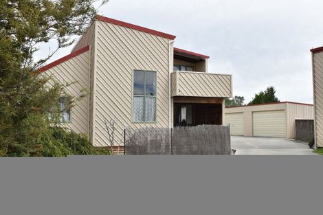 Photo of property in 12 Ahuriri Drive, Omarama, 9412