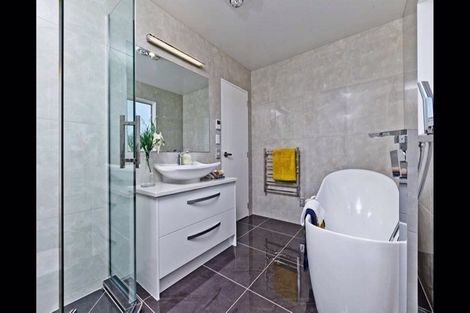 Photo of property in 3 Ascension Crescent, Orewa, 0931