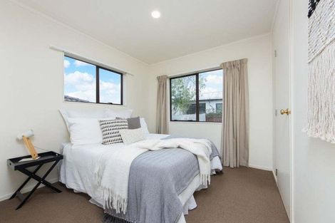 Photo of property in 1/111 Sturges Road, Henderson, Auckland, 0612