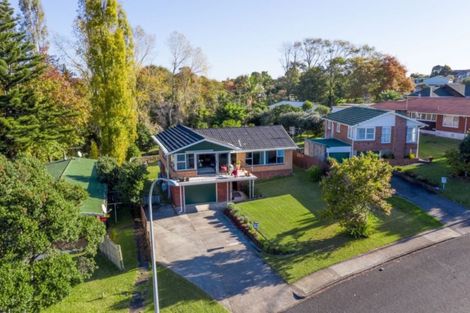 Photo of property in 29 Greenhill Crescent, Pakuranga, Auckland, 2010