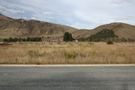 Photo of property in 4 Cirrus Place, Omarama, 9412