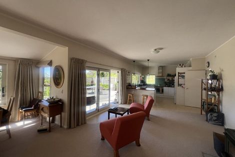Photo of property in 92a Forest Lakes Road, Otaki, 5583