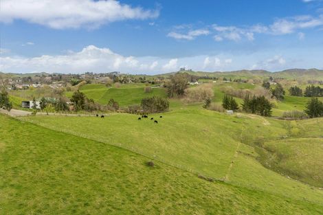 Photo of property in 91 Tiffen Lane, Waipawa, 4210