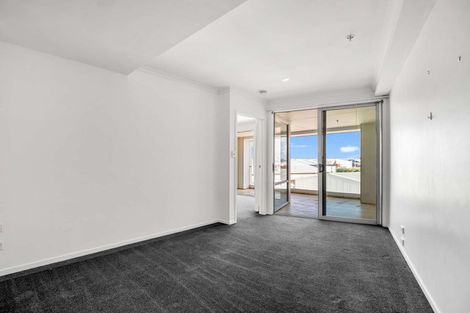 Photo of property in Algarve Apartments, 215/332 Maunganui Road, Mount Maunganui, 3116