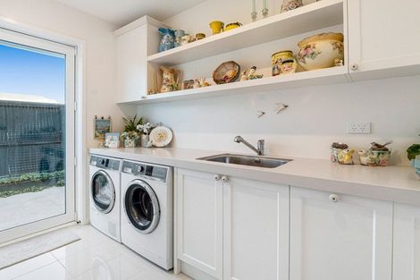 Photo of property in 5 Westmere Mews, West Melton, 7618