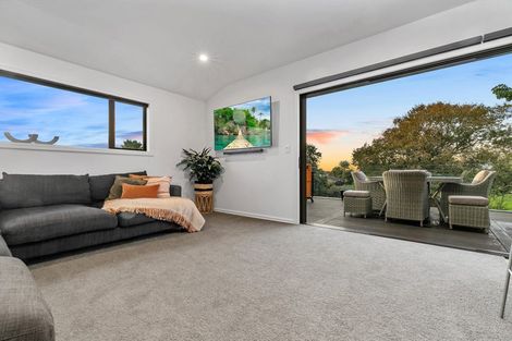 Photo of property in 15 Mareretu Avenue, Patumahoe, Pukekohe, 2679