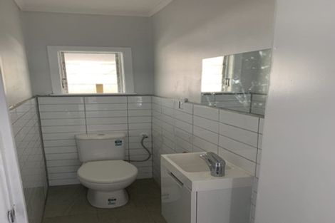 Photo of property in 11a Hill Crescent, Papakura, 2110