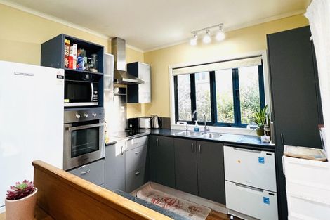 Photo of property in 89 Saddleback Rise, Murrays Bay, Auckland, 0630