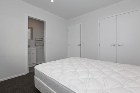 Photo of property in 15/10 Burrows Place, Frankton, Hamilton, 3204