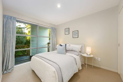 Photo of property in 21a Lyons Avenue, Murrays Bay, Auckland, 0630