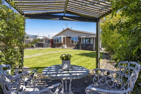 Photo of property in 44 Holland Drive, Kaiapoi, 7630