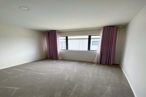 Photo of property in 50 Craigs Way, Hobsonville, Auckland, 0616