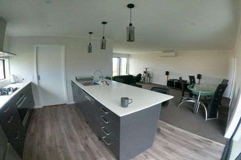 Photo of property in 90 Johnstone Drive, Fitzherbert, Palmerston North, 4410