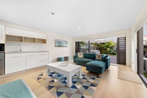 Photo of property in 33 Tautari Street, Orakei, Auckland, 1071