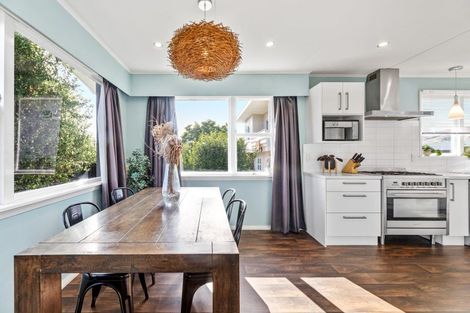 Photo of property in 6 Newbourne Crescent, Redwoodtown, Blenheim, 7201