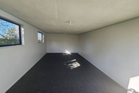 Photo of property in 28 Auburn Avenue, Upper Riccarton, Christchurch, 8041